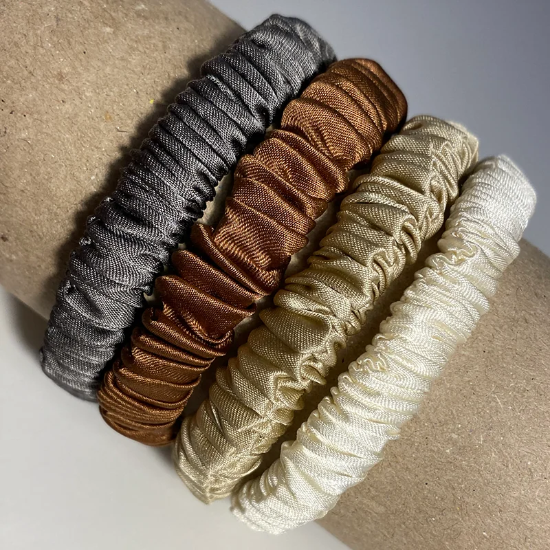 Small scrunchie Vanilla
